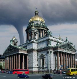St.Petersburg: St.Isaak-Kathedrale - Isaakiewski Sobor, eine der grössten Kuppelkirchen der Welt (letztes Foto des Tages, danach ging es rund...)