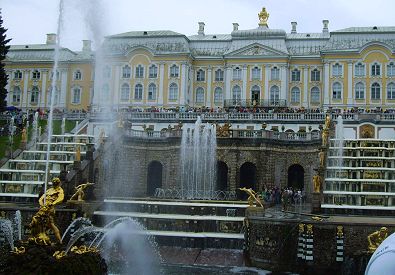 St.Petersburg: der Peterhof, die Sommerresidenz der Zaren